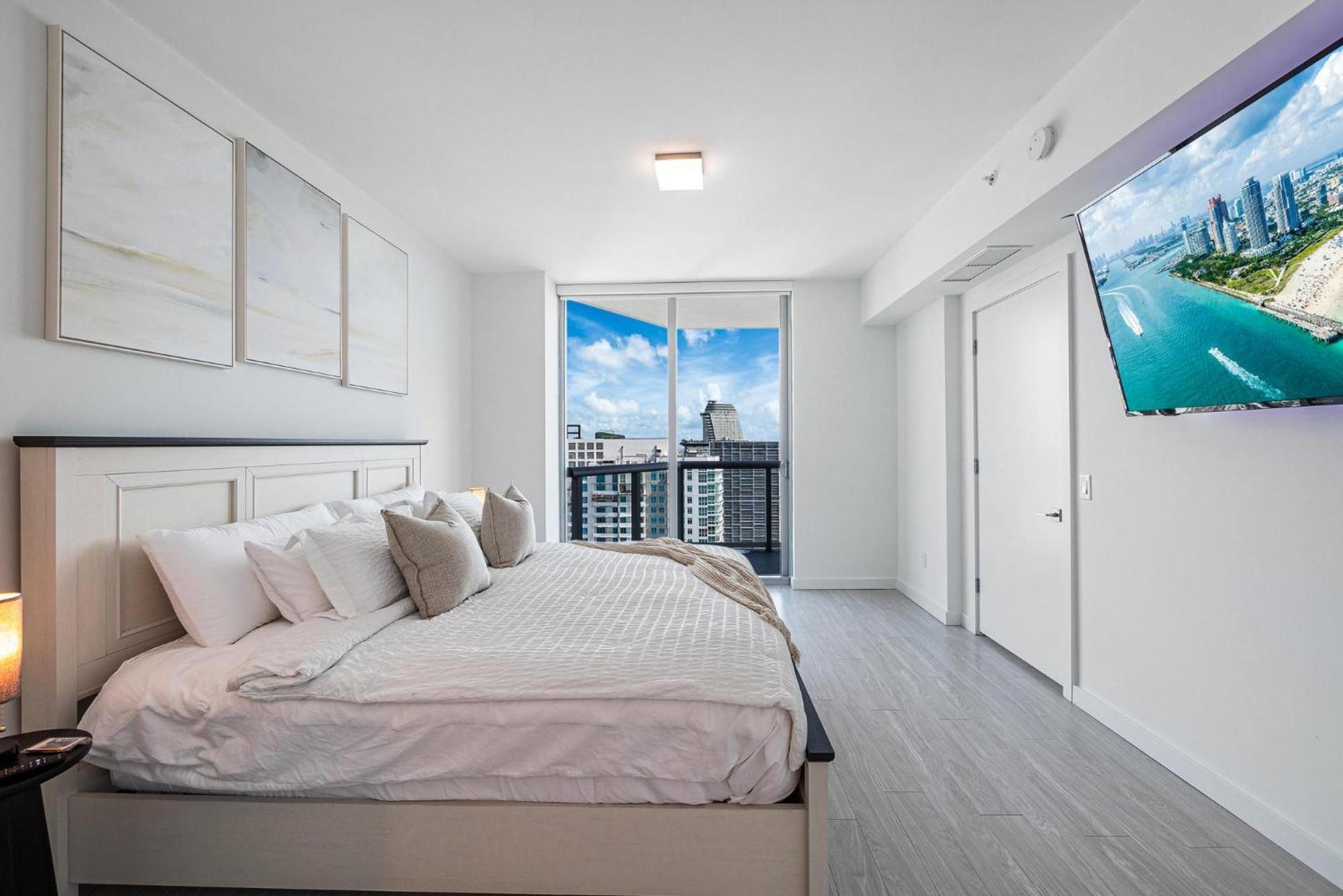 Brickell Sky View Penthouse! * Miami