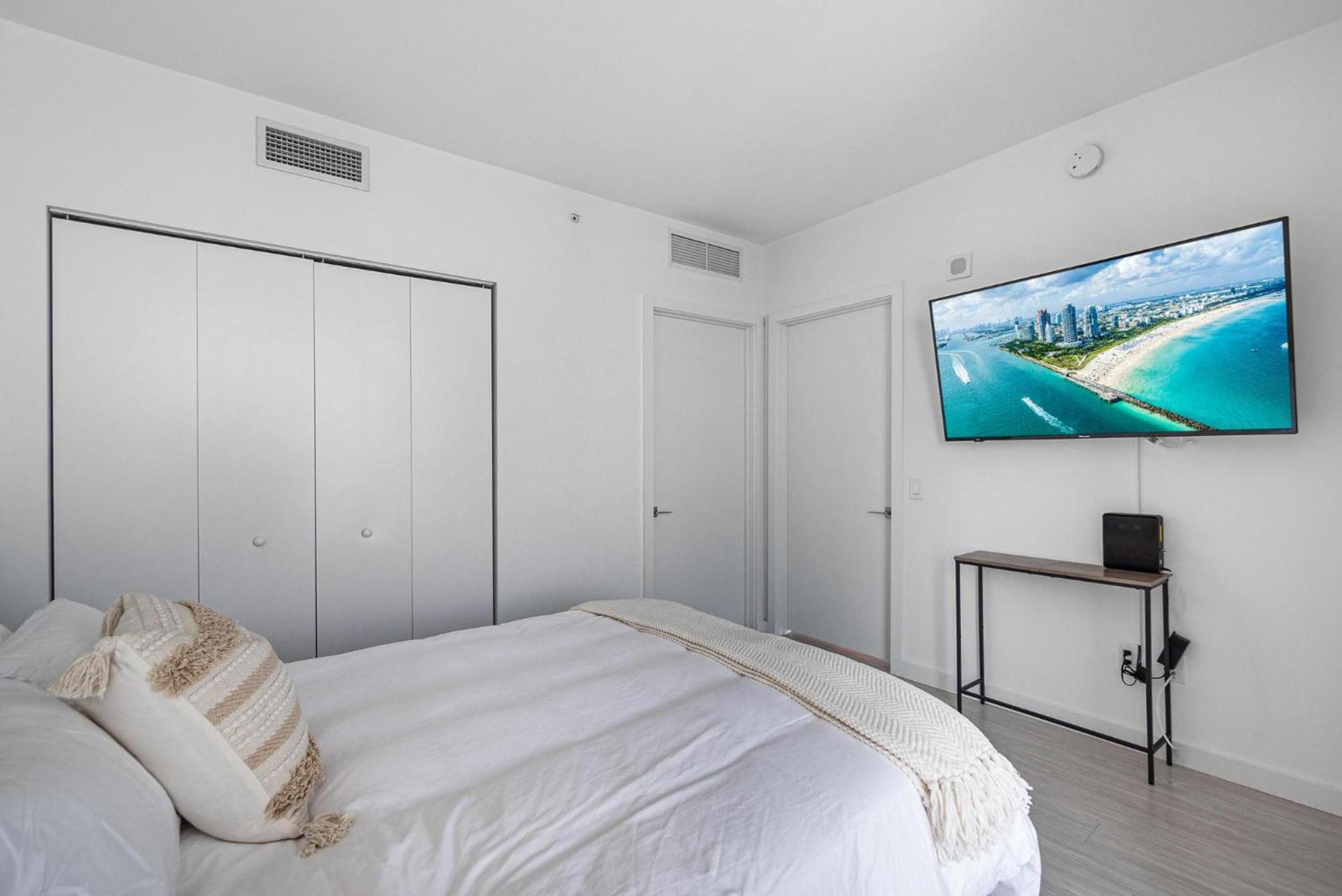 Brickell Sky View Penthouse!