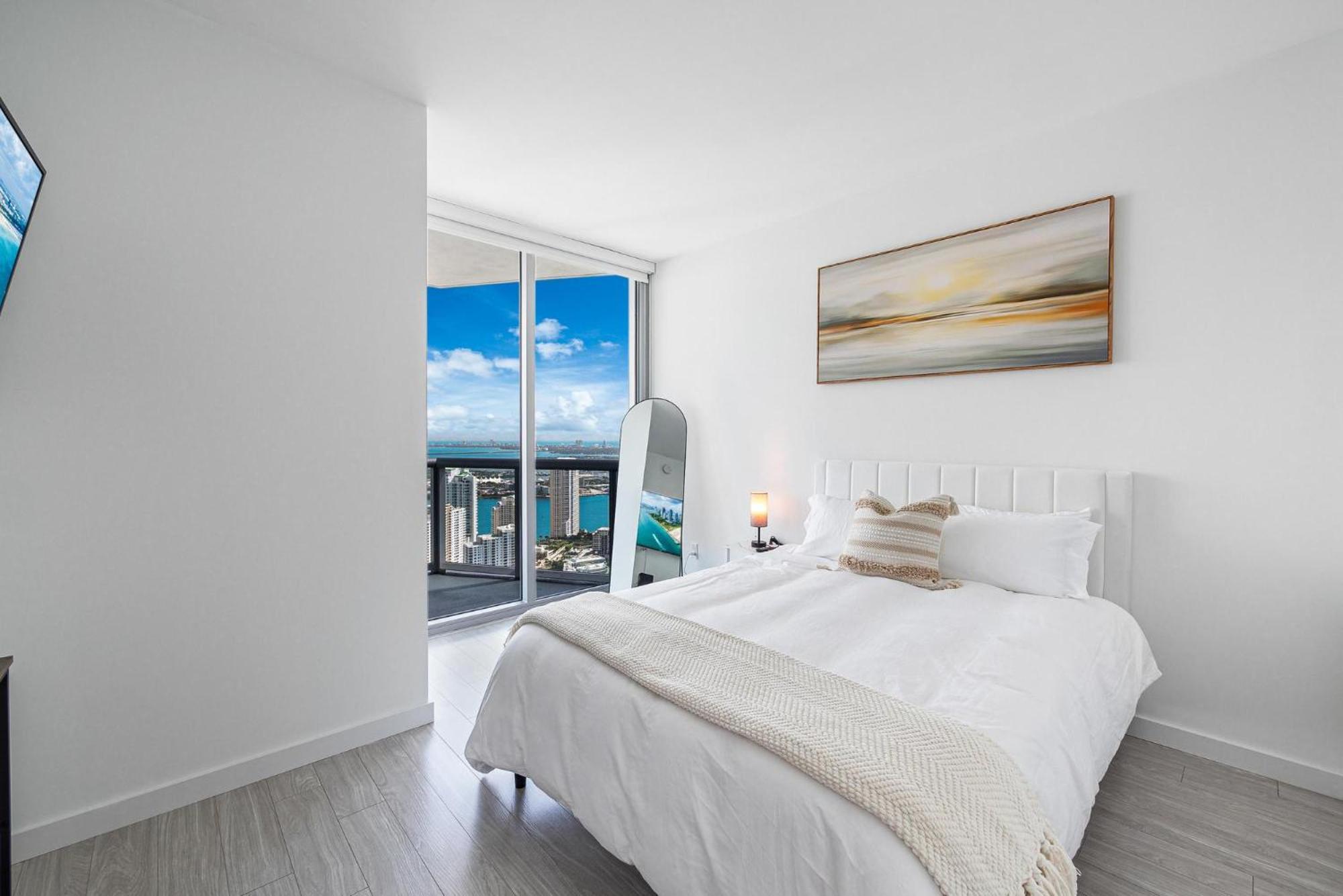 Brickell Sky View Penthouse! Miami