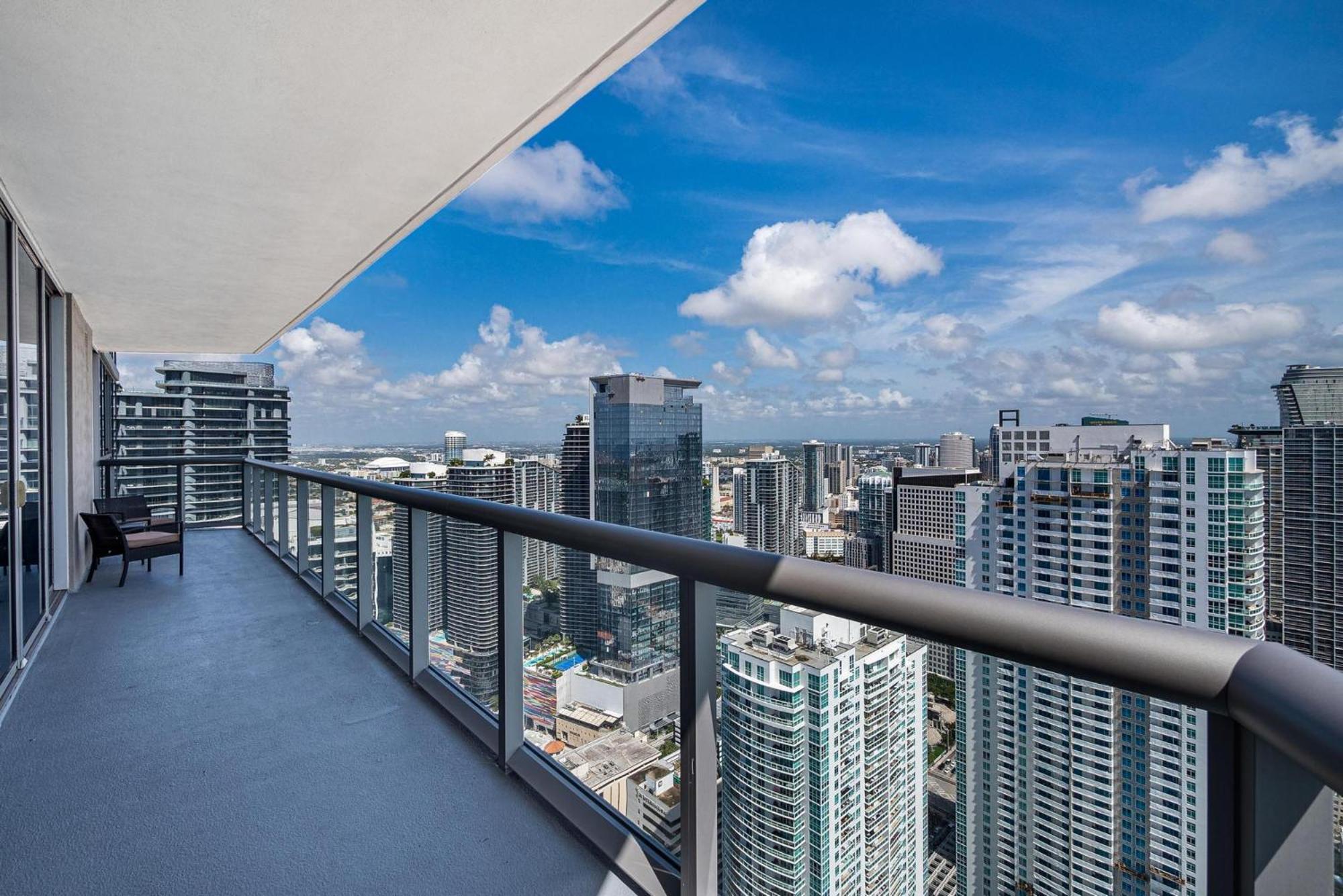 Brickell Sky View Penthouse! * Miami