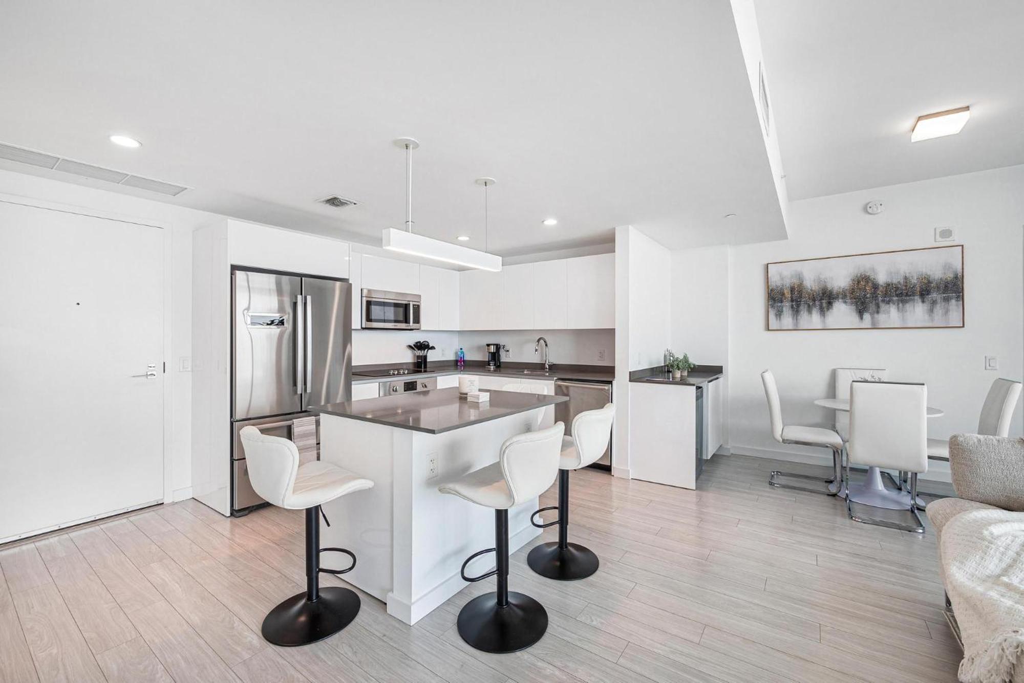Brickell Sky View Penthouse! Apartment
